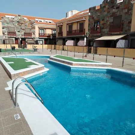 Lovely House In El Medano (Tenerife)