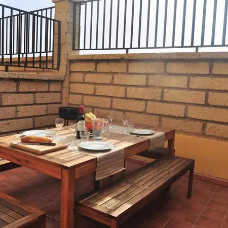 Сasa de vacaciones Lovely House In