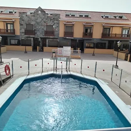 Сasa de vacaciones Lovely House In *